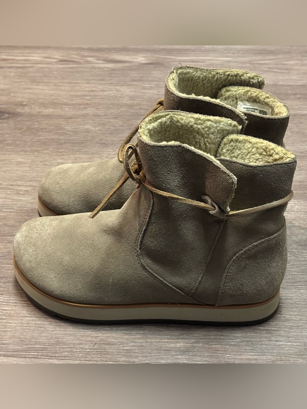 Merrell Juno Bluff Polar Waterproof Boots Suede Boulder Gray NWOT 8.5 - Picture 3 of 12